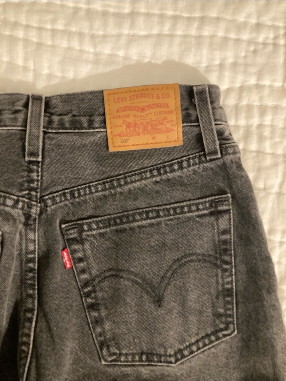 Levi’s 501 Original Jeans - Picture 5 of 8